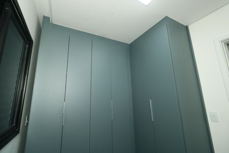 Apartamento para alugar com 71m², 2 quartos e 2 vagasQuarto 2 - Armários