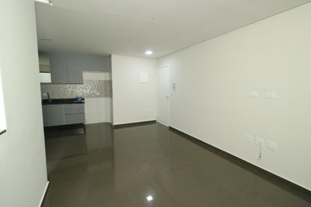 Sala de apartamento para alugar com 2 quartos, 71m² em Vila Eldizia, Santo André