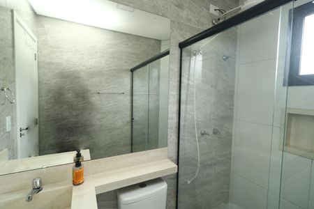 Apartamento para alugar com 71m², 2 quartos e 2 vagasBanheiro da Suíte