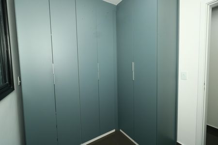 Apartamento para alugar com 71m², 2 quartos e 2 vagasQuarto 2 - Armários