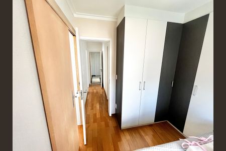 Apartamento à venda com 129m², 3 quartos e 2 vagasQuarto Suíte 2