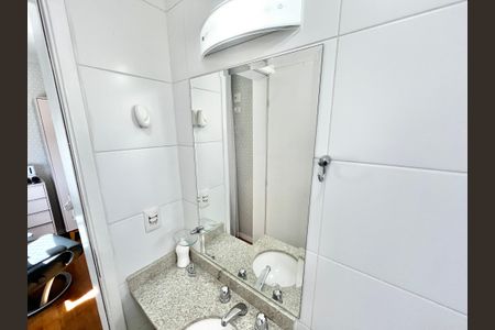 Apartamento à venda com 129m², 3 quartos e 2 vagasBanheiro da Suíte 1