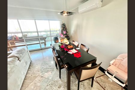 Apartamento à venda com 129m², 3 quartos e 2 vagasSala