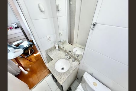 Apartamento à venda com 129m², 3 quartos e 2 vagasBanheiro da Suíte 1