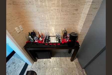 Apartamento à venda com 129m², 3 quartos e 2 vagasHall de entrada