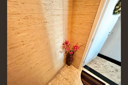 Apartamento à venda com 129m², 3 quartos e 2 vagasHall de entrada