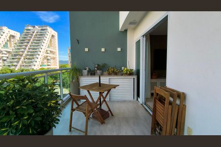 Varanda de apartamento para alugar com 2 quartos, 105m² em Barra da Tijuca, Rio de Janeiro