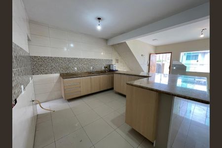 Casa para alugar com 100m², 4 quartos e 1 vagaCozinha