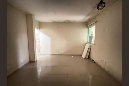 Casa para alugar com 4 quartos, 100m² em Rio Pequeno, São Paulo