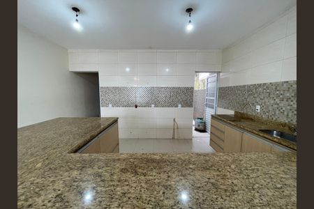 Casa para alugar com 100m², 4 quartos e 1 vagaCozinha