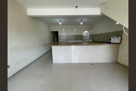 Casa para alugar com 4 quartos, 100m² em Rio Pequeno, São Paulo