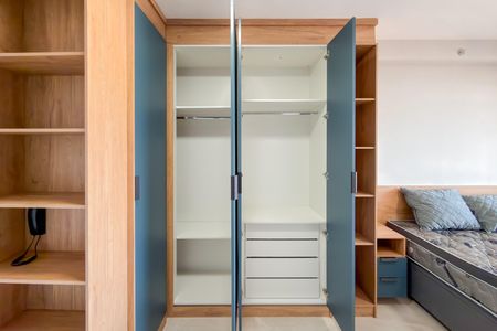 Studio para alugar com 33m², 1 quarto e sem vagaArmários