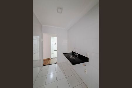 Apartamento para alugar com 55m², 2 quartos e 2 vagas Apartamento para alugar com 55m², 2 quartos e 2 vagasCozinha