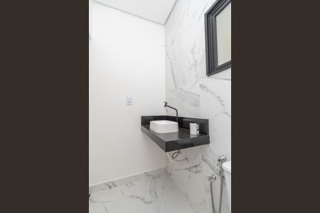 Casa de condomínio para alugar com 209m², 3 quartos e 4 vagasLavabo