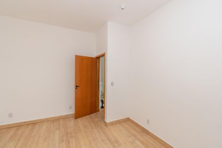 Casa de condomínio para alugar com 209m², 3 quartos e 4 vagasQuarto 2