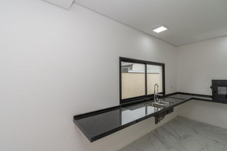 Casa de condomínio para alugar com 209m², 3 quartos e 4 vagasCozinha 