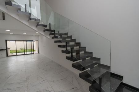 Casa de condomínio para alugar com 209m², 3 quartos e 4 vagasSala de Estar