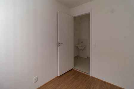 Quarto de apartamento para alugar com 2 quartos, 33m² em Parque Industrial Tomas Edson, São Paulo