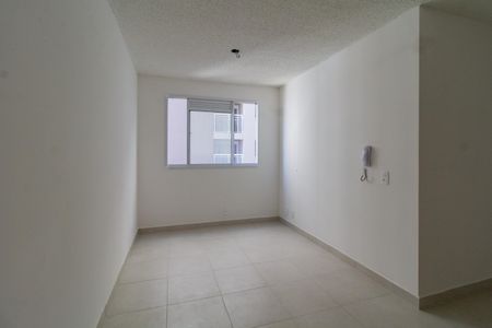 Sala de apartamento para alugar com 2 quartos, 33m² em Parque Industrial Tomas Edson, São Paulo