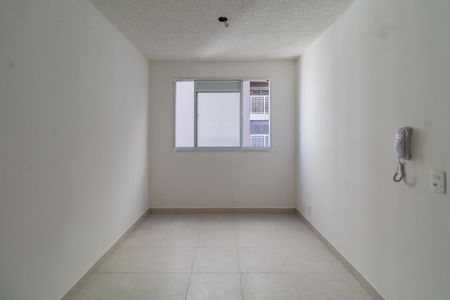 Sala de apartamento para alugar com 2 quartos, 33m² em Parque Industrial Tomas Edson, São Paulo