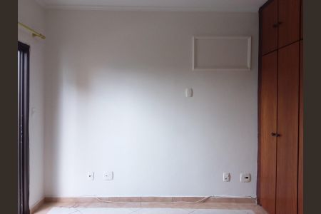 Apartamento à venda com 3 quartos, 180m² em Cambuí, Campinas