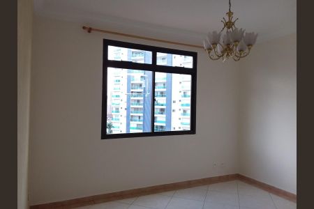 Apartamento à venda com 3 quartos, 180m² em Cambuí, Campinas