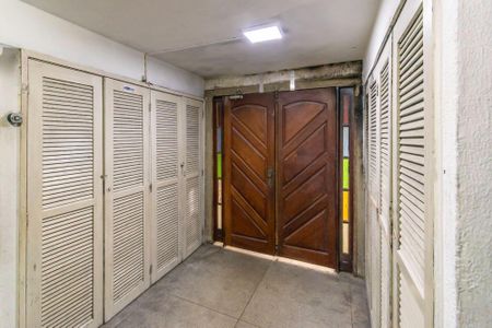 Apartamento para alugar com 50m², 2 quartos e 1 vagaÁrea comum - Hall da entrada do bloco