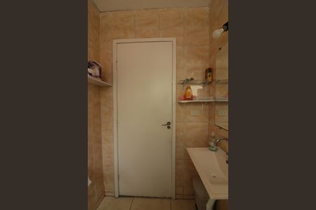 Casa à venda com 250m², 3 quartos e 2 vagasBanheiro Social Casa 2