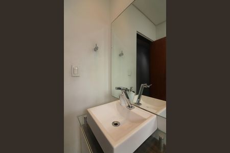 Casa à venda com 250m², 3 quartos e 2 vagasBanheiro Social