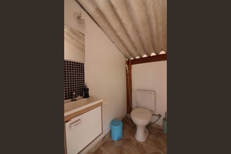 Casa à venda com 250m², 3 quartos e 2 vagasBanheiro de serviço