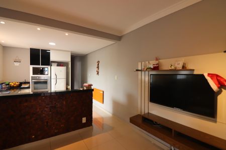 Casa à venda com 250m², 3 quartos e 2 vagasSala/Cozinha