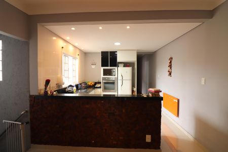 Casa à venda com 250m², 3 quartos e 2 vagasSala/Cozinha