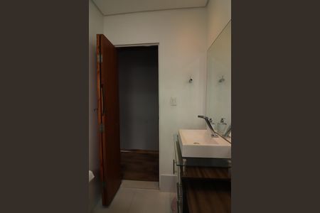 Casa à venda com 250m², 3 quartos e 2 vagasBanheiro Social