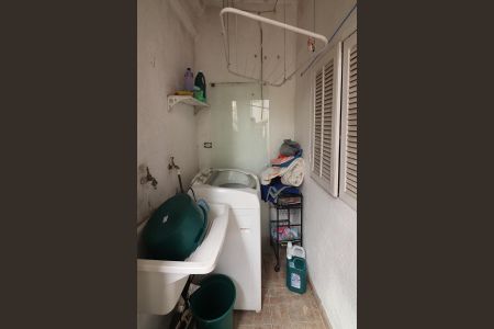 Casa à venda com 250m², 3 quartos e 2 vagasÁrea de Serviço Casa 2 