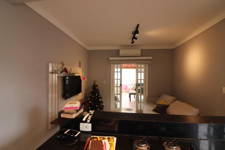 Casa à venda com 250m², 3 quartos e 2 vagasSala/Cozinha