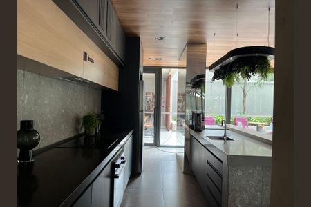 Apartamento para alugar com 69m², 2 quartos e 1 vagaÁrea comum - Salão de festas