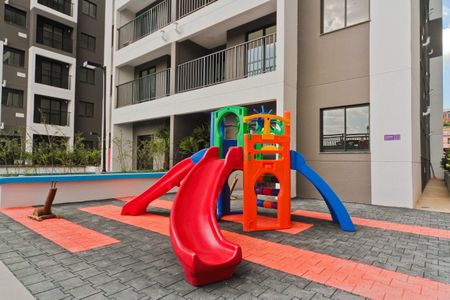 Apartamento para alugar com 37m², 2 quartos e sem vaga Apartamento para alugar com 37m², 2 quartos e sem vagaÁrea comum - Playground