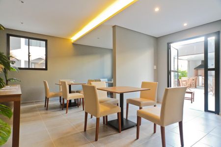 Apartamento para alugar com 37m², 2 quartos e sem vaga Apartamento para alugar com 37m², 2 quartos e sem vagaÁrea comum - Salão de festas