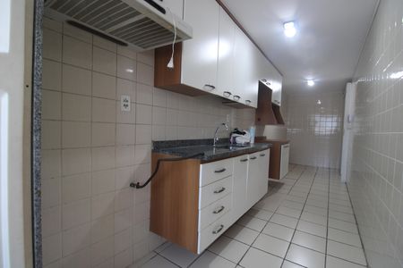 Apartamento para alugar com 68m², 2 quartos e 1 vagaCozinha