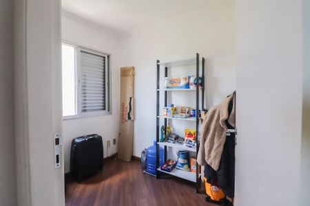 Quarto 2 de apartamento para alugar com 3 quartos, 54m² em Jardim Jaqueline, São Paulo