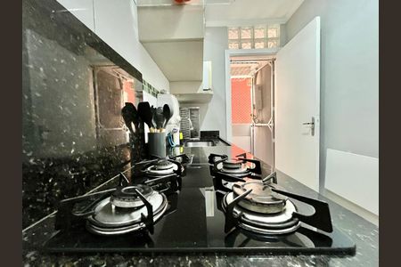 Apartamento à venda com 56m², 2 quartos e 1 vagaCozinha