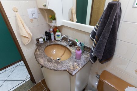 Apartamento à venda com 60m², 2 quartos e 1 vagaBanheiro 