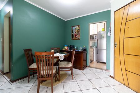 Apartamento à venda com 60m², 2 quartos e 1 vagaSala