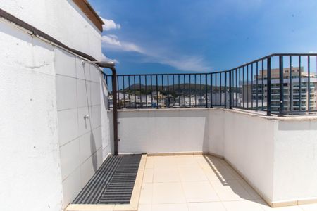 Apartamento à venda com 140m², 2 quartos e 2 vagasCobertura