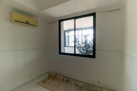 Apartamento à venda com 140m², 2 quartos e 2 vagasQuarto 