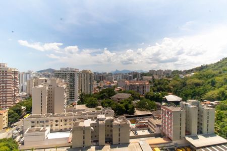 Apartamento à venda com 140m², 2 quartos e 2 vagasVista da Sala