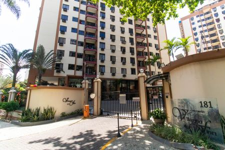 Apartamento à venda com 140m², 2 quartos e 2 vagasFachada
