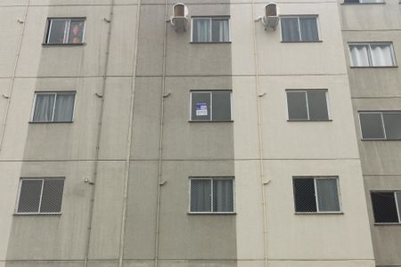 Apartamento para alugar com 70m², 2 quartos e 1 vagaFachada