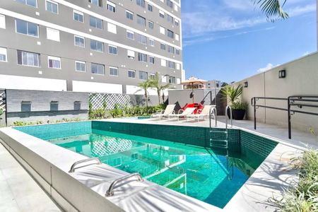 Apartamento à venda com 35m², 1 quarto e sem vagaÁrea comum - Piscina