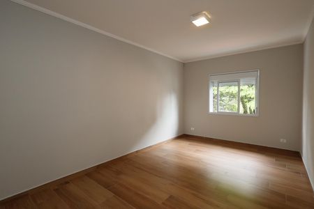 Casa à venda com 225m², 4 quartos e 2 vagasQuarto 3